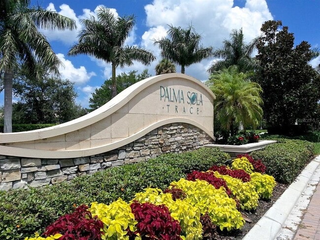 Building Photo - 7222 Hamilton Rd