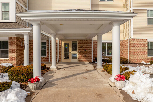 Entrada - Krause Gardens Senior Living (55+)