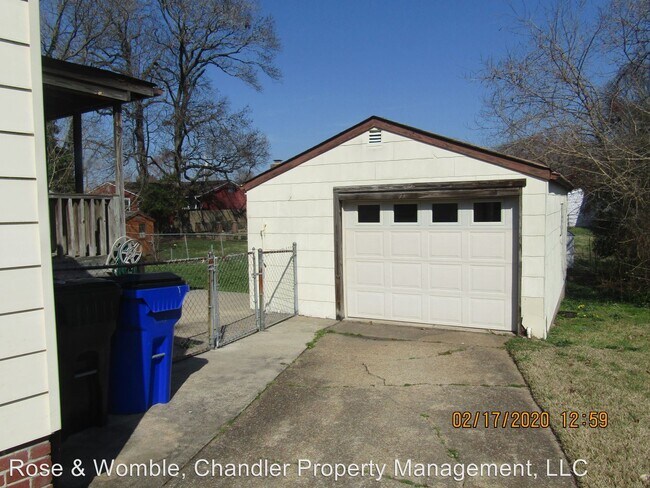 Building Photo - 4 br, 1 bath House - 1360 E Norcova Drive