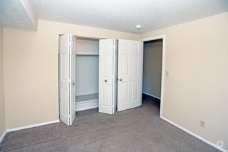 Fawn Lake Apartments photo'