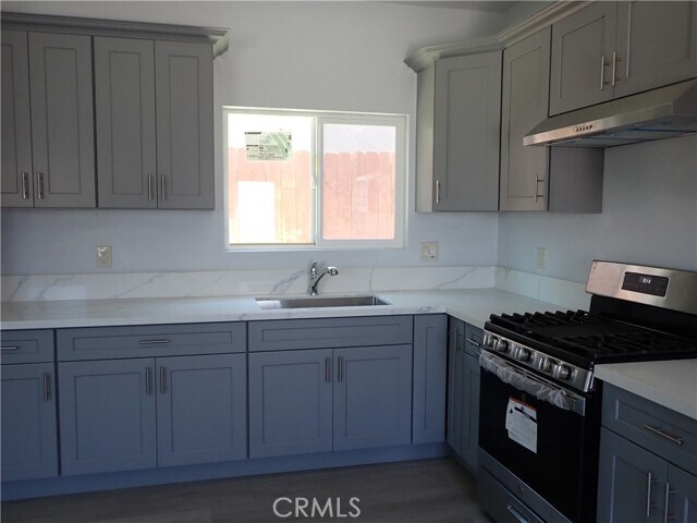 Foto del edificio - 1738 S Varna St