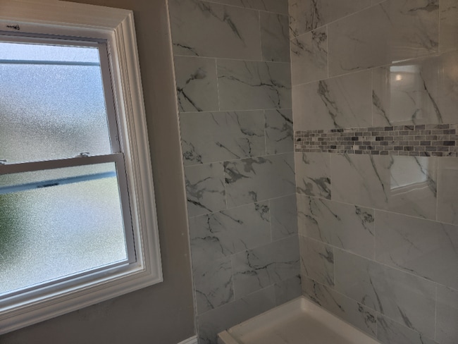 Building Photo - 11361 S May St