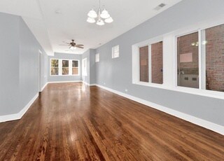 Foto del edificio - 4830 W Thomas St