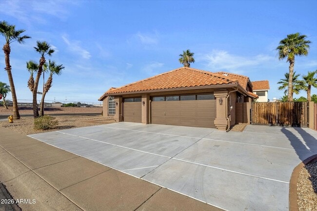 Building Photo - 16847 S 29th Way