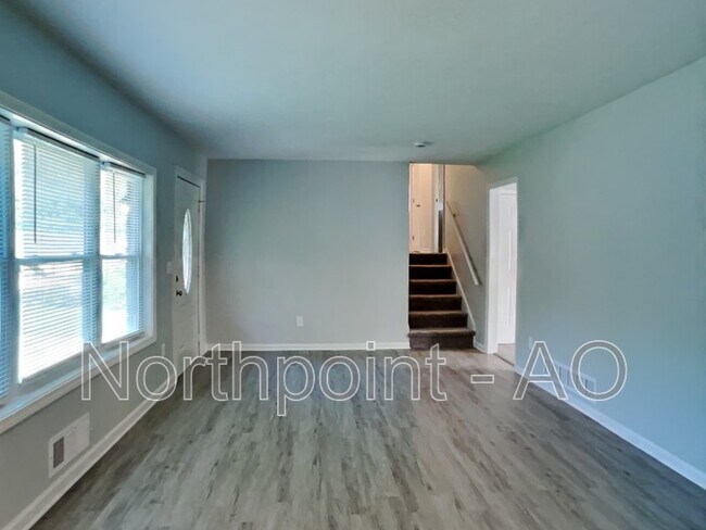 Foto del edificio - 2395 Prestige Valley Ct