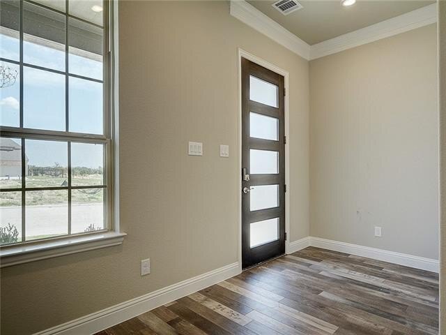 Foto del edificio - 1372 Elaine Dr