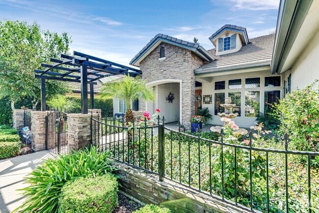 Building Photo - Beautiful Home for Lease in Brighton Estates