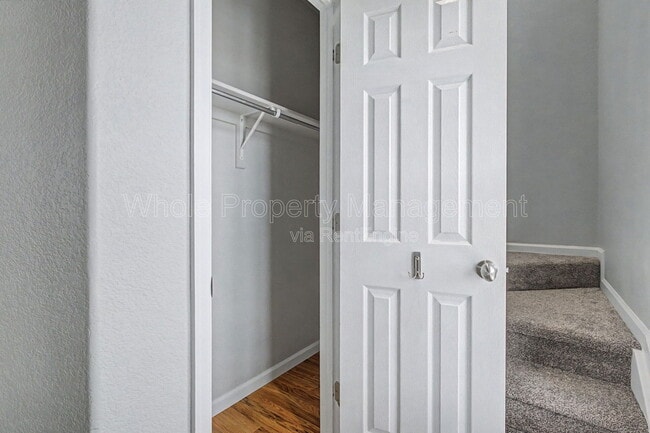 Foto del edificio - 5614 Bergamont Dr