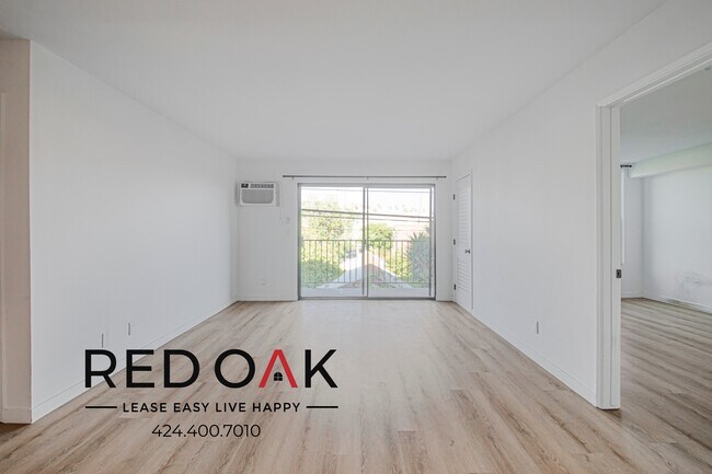 Foto del edificio - 134 N Mariposa Ave