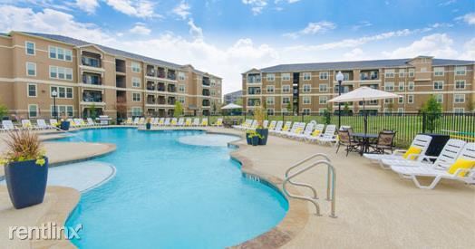 Foto principal - 2 br, 2 bath Condo - 30685 FM 2978 RD Flat...