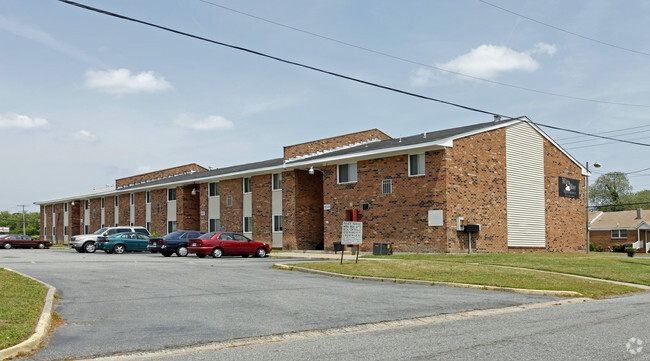 Building Photo - Miramar Apartments