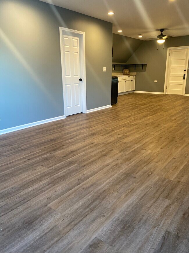 Espacio loft abierto - 10422 S Avenue L