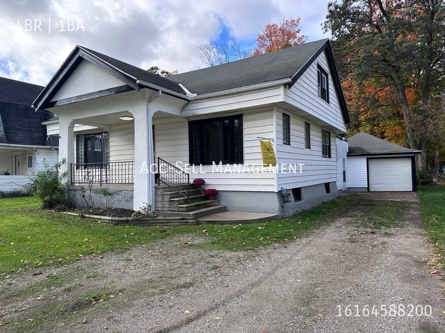 Foto principal - 14535 16th Ave