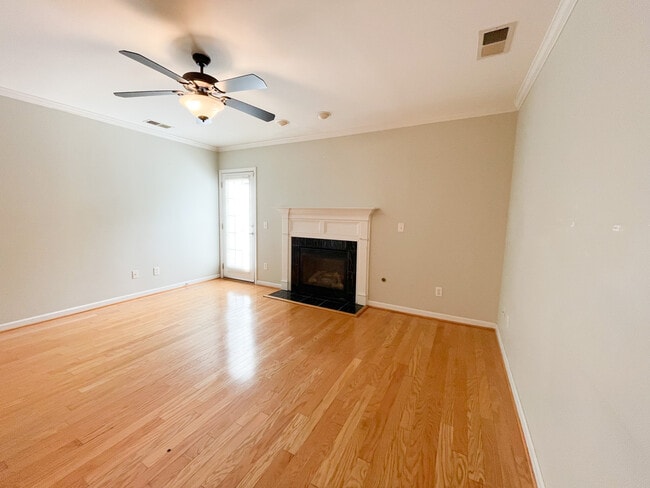 Foto del edificio - 12 Magnolia Glen Ln