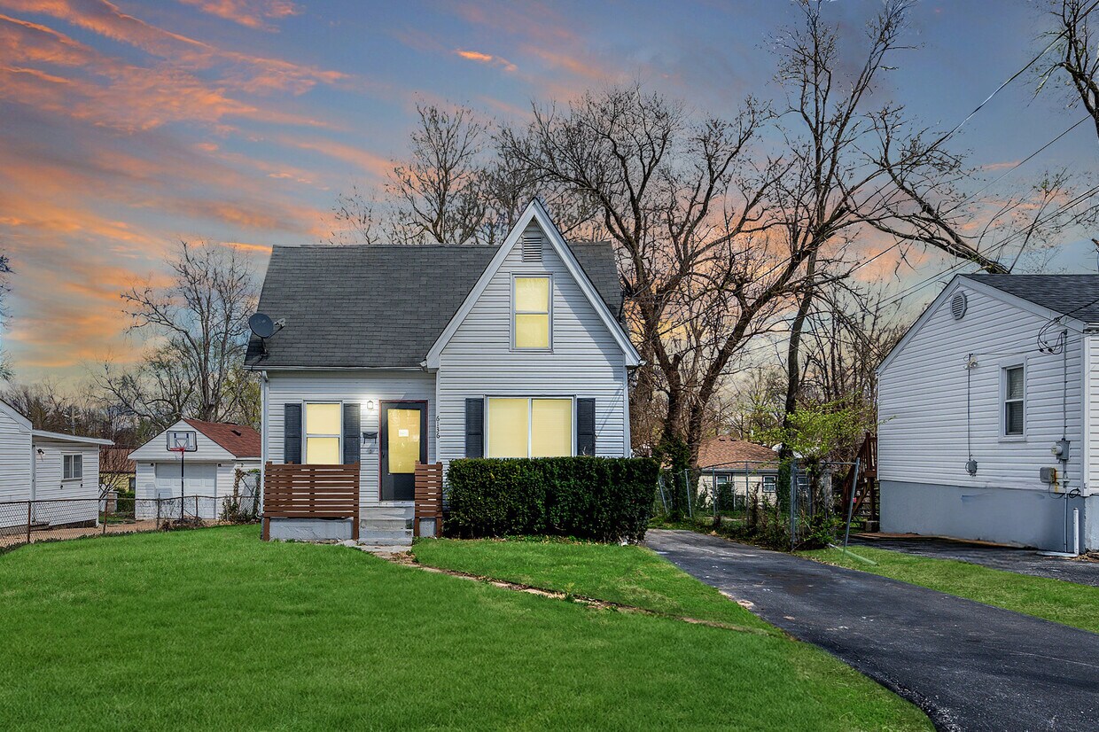 Foto principal - 6136 Jackson Ave