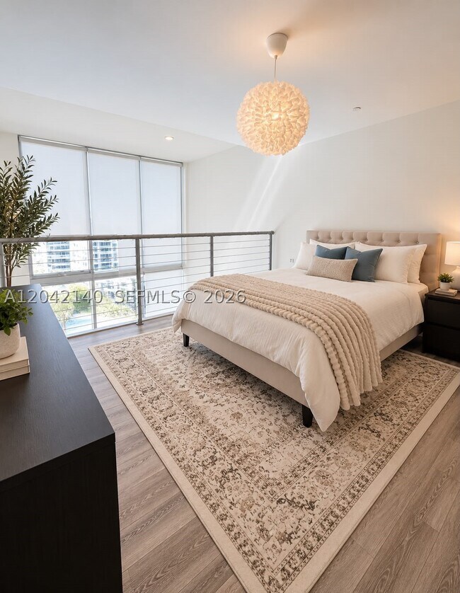 Building Photo - 1050 Brickell Ave