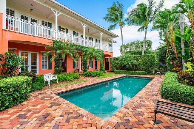 Foto del edificio - 1260 Pelican Ln