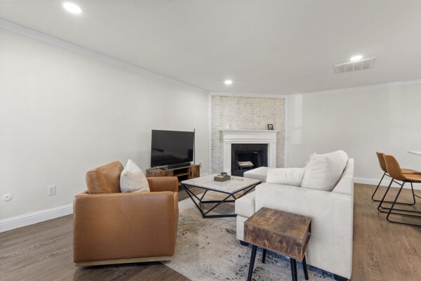 Foto del edificio - 530 Edgemere Dr