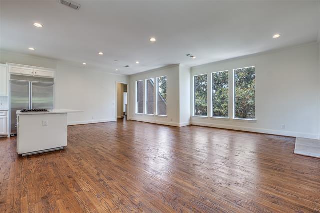 Foto del edificio - 4201 Emerson Ave