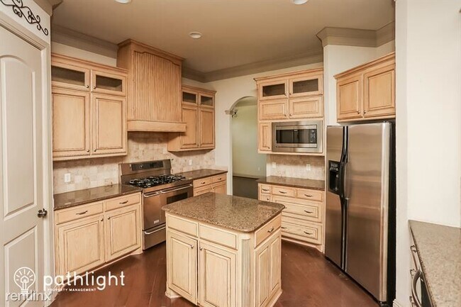 Building Photo - 4 br, 3 bath House - 5506 Hidden Trails Drive