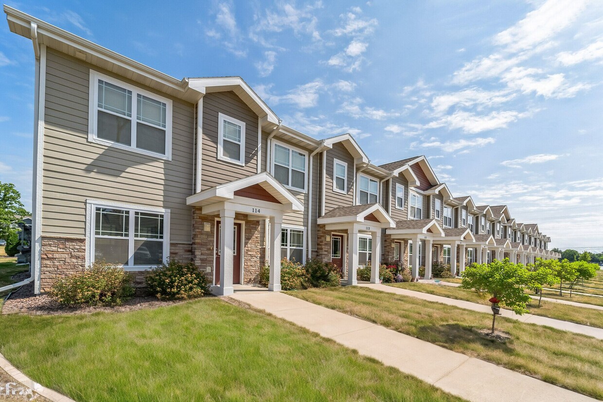 Primary Photo - Cranberry Woods Townhomes