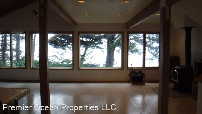 Building Photo - 3 br, 2 bath House - 31770 Chantrelle Lane