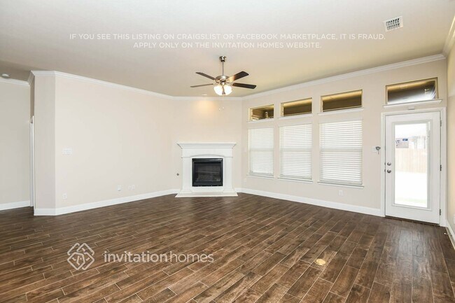 Foto del edificio - 229 Cross Fox Ln