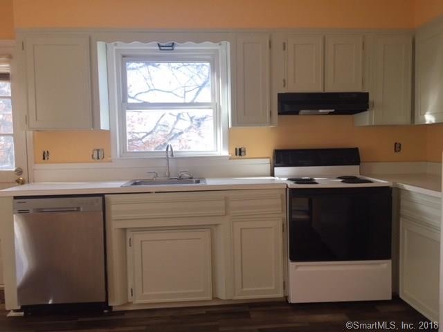 Foto del edificio - 4 Villaway Rd