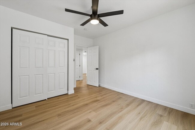 Building Photo - 1731 E Verde Ln