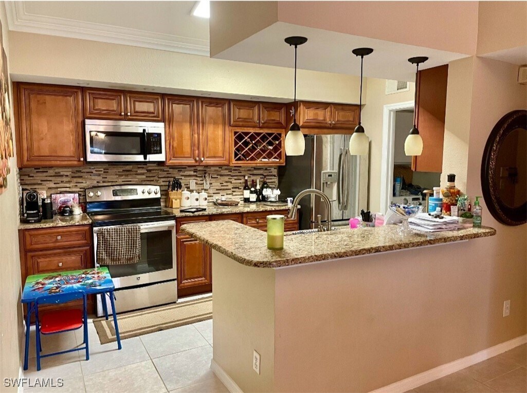 4645 St Croix Ln Unit 1338, Naples, FL 34109 Condo for Rent in Naples