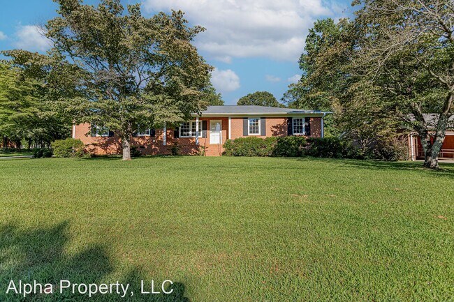 Building Photo - 3 br, 2 bath House - 22 Skyline Way