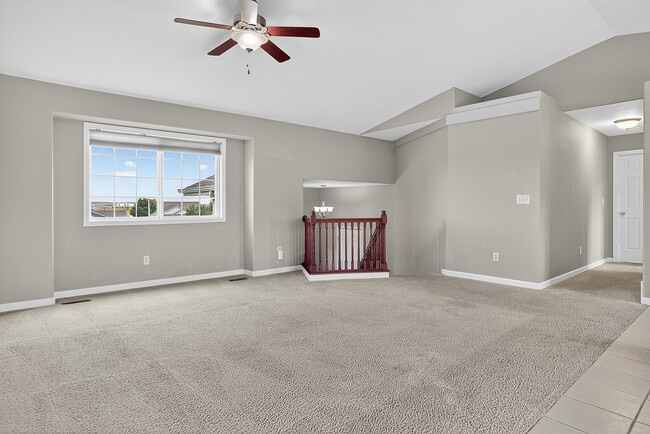 Building Photo - 401 Kahler Ct