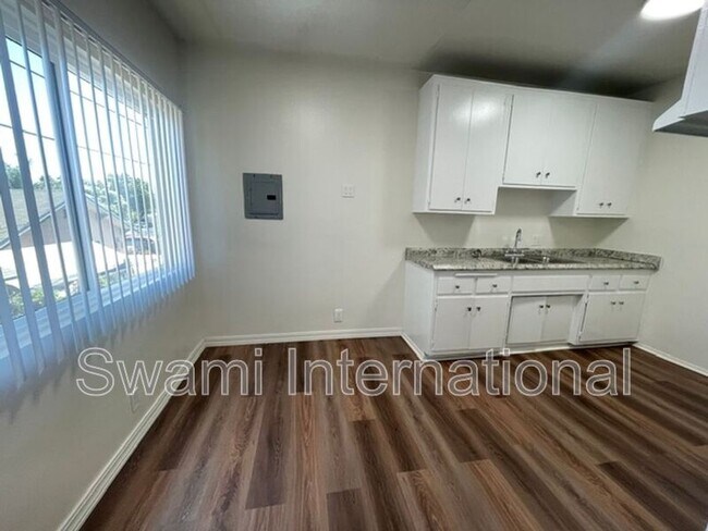 Foto del edificio - 10970 S Figueroa St