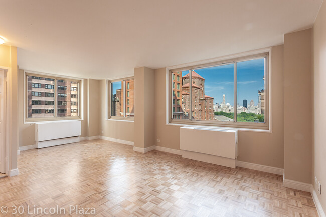 30 Lincoln Plaza Rentals