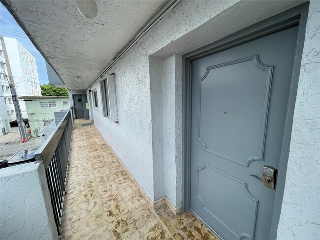 Foto del edificio - 1345 West Ave