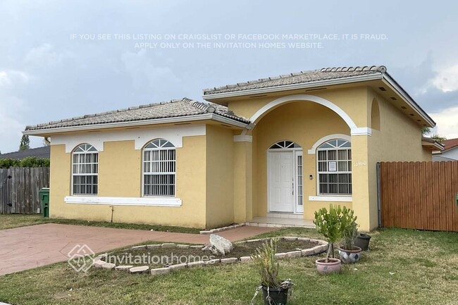 Building Photo - 16960 SW 141st Ave