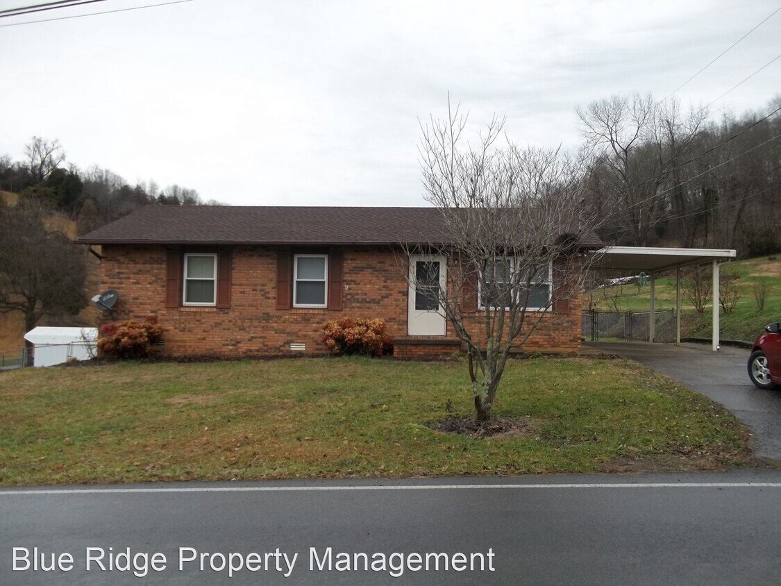 Foto principal - 3 br, 1 bath House - 5358 Bloomingdale Road