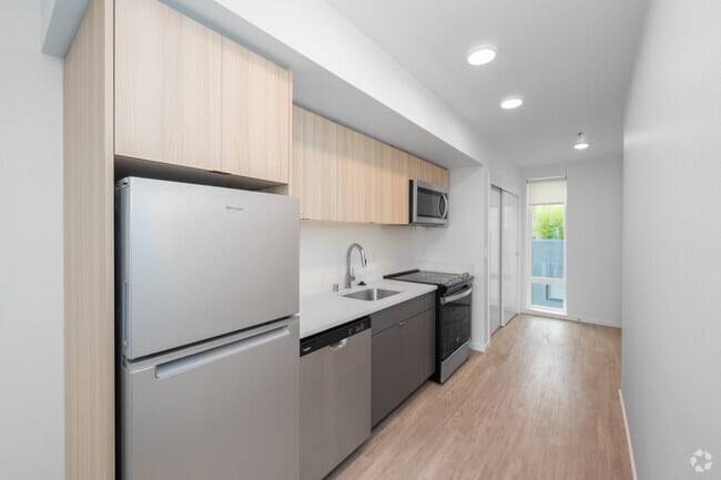 Studio - 419SF - Kitchen - Junction Central