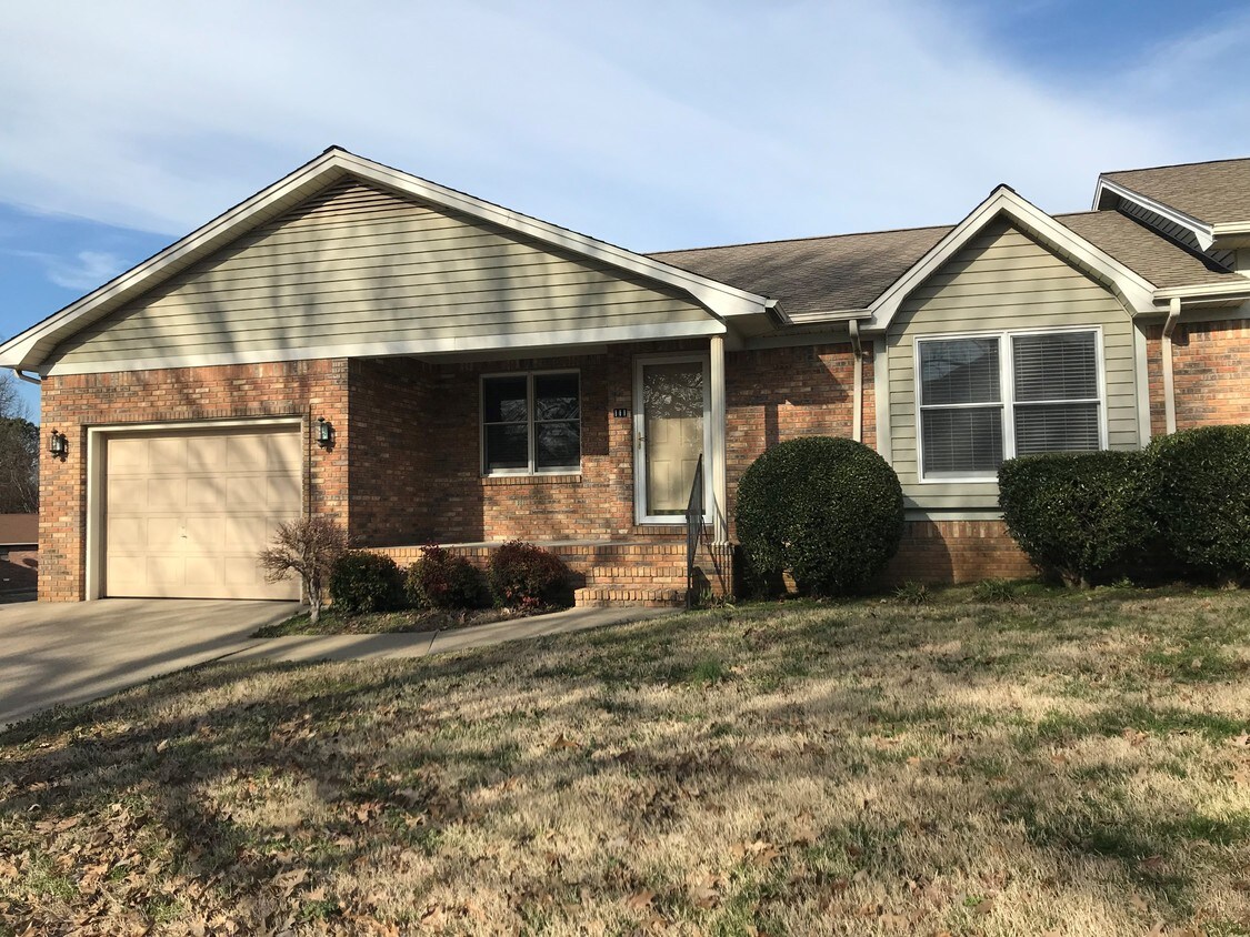 111 Heather Ln, Paducah, KY 42001 Townhome Rentals in Paducah KY