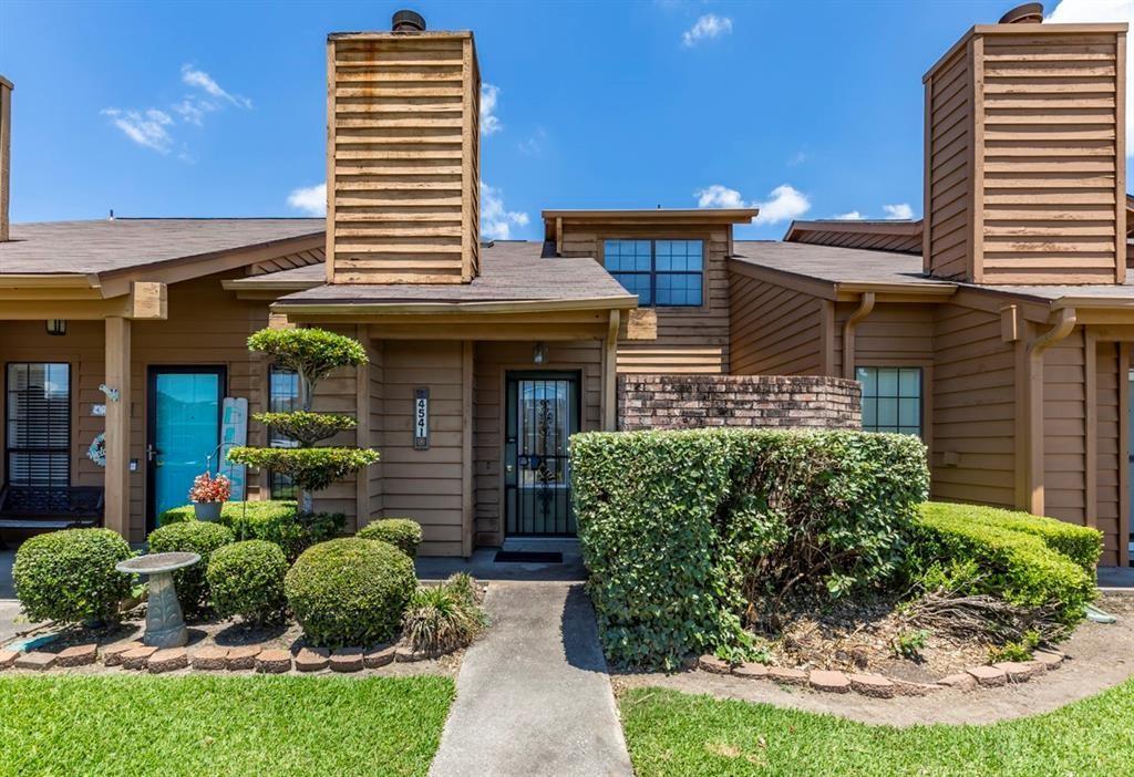 4541 Briarwood Ln, Port Arthur, TX 77642 Condo for Rent in Port
