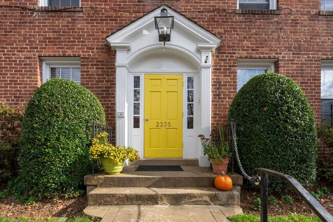 Yellow Door! - 2335 40th St NW