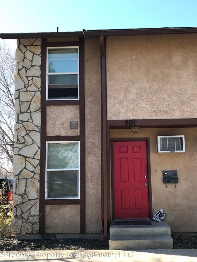 Primary Photo - 2 br, 1.5 bath Apartment - 801 West 2nd St.