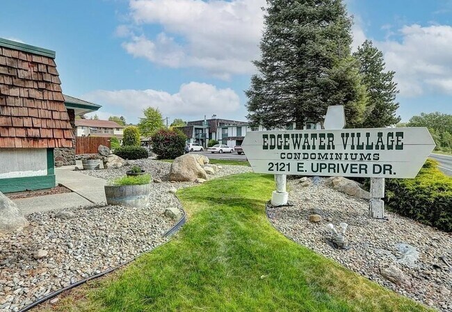 Foto del edificio - 2121 E Upriver Dr