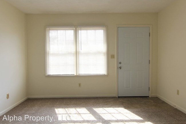 Building Photo - 522 Sulphur Springs Rd