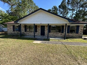 Building Photo - 256 Whitetail Cir