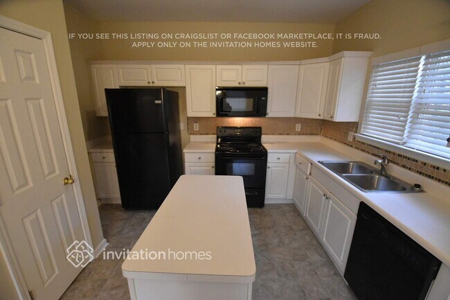 Building Photo - 1351 Dillon Rd