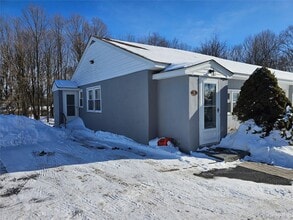 Building Photo - 3 Shadylawn Pl