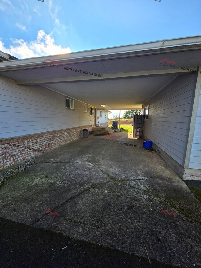 Building Photo - STATUS: AVAILABLE | R285 | $2695 + $100 for well/septic maintenance