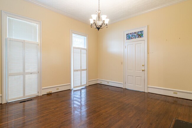 Foto del edificio - 12th St 1719