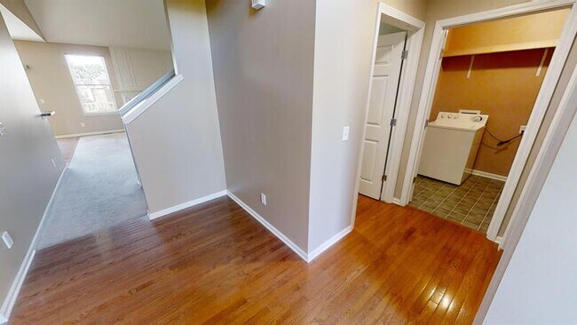Building Photo - 7587 Abigail Dr